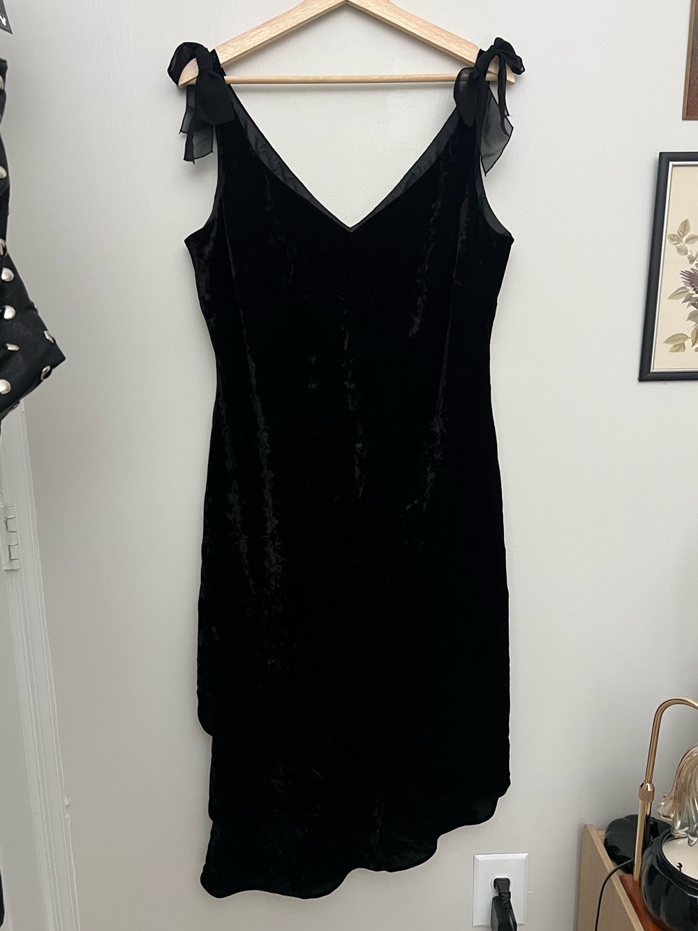 Evan Picone Black Velvet Bow Detail Asymmetrical Dress
